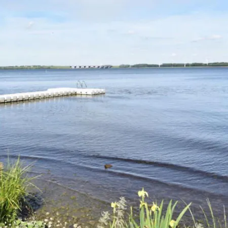 Fantastic In With Jetty * Ooltgensplaat