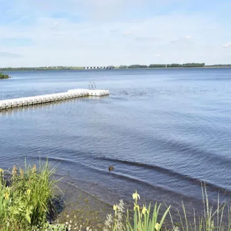 Water In Near Volkerak * Ooltgensplaat