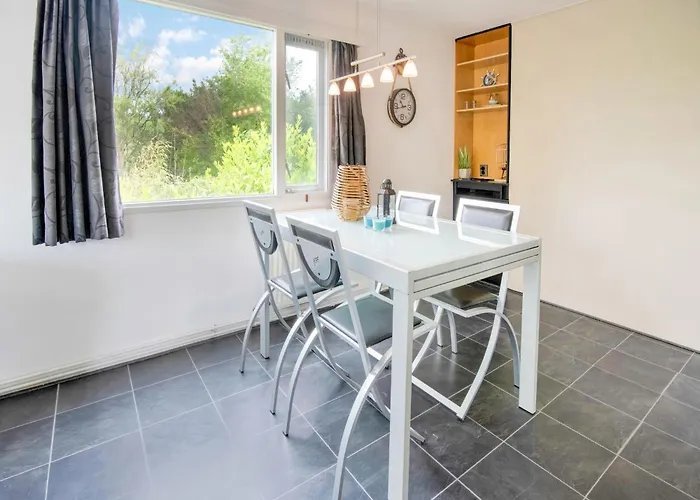 Water In Near Volkerak Дом отдыха Ooltgensplaat