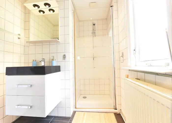 Water In Near Volkerak Сasa de vacaciones Ooltgensplaat