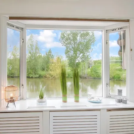 Water In Near Volkerak 펜션 *